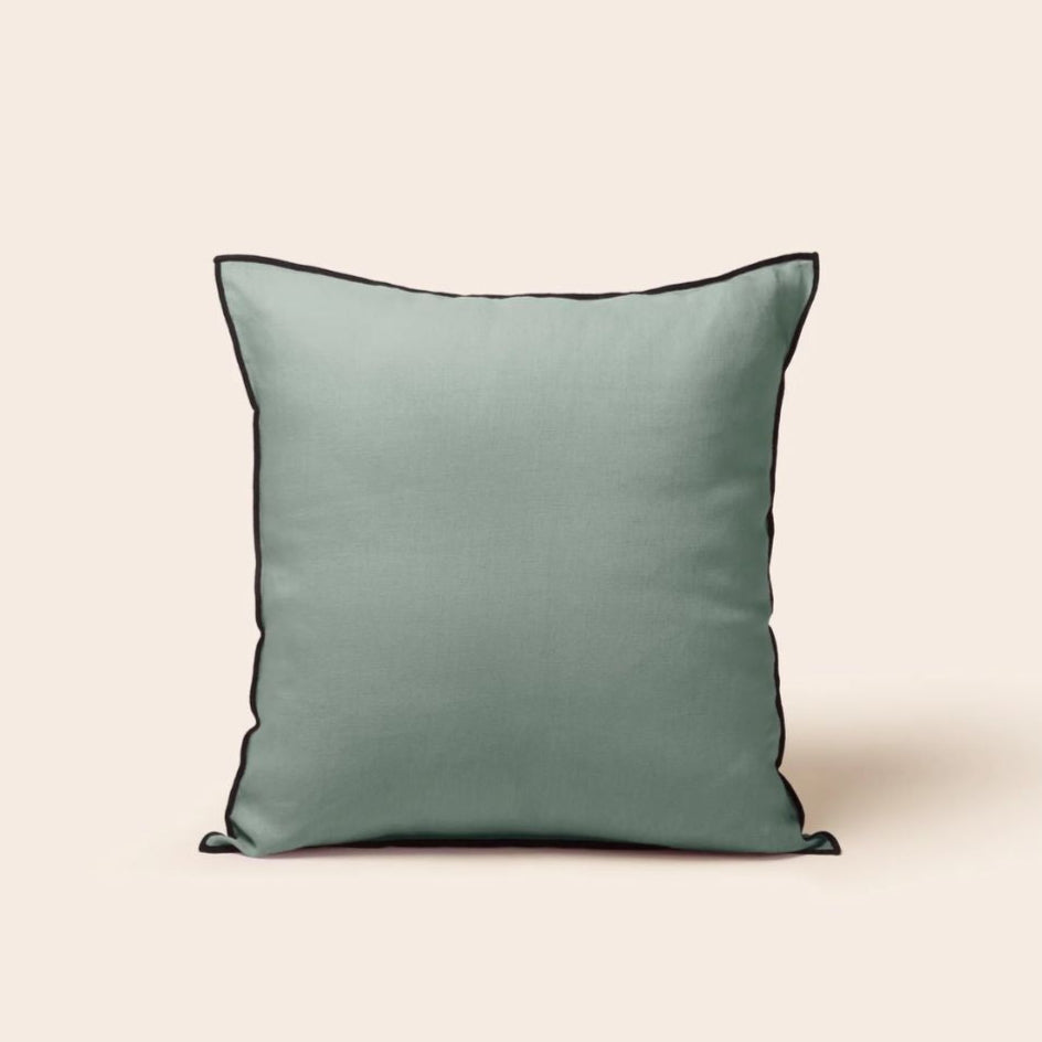 Housse de coussin Carlina vert de gris et bourdon noir 50x50 cm