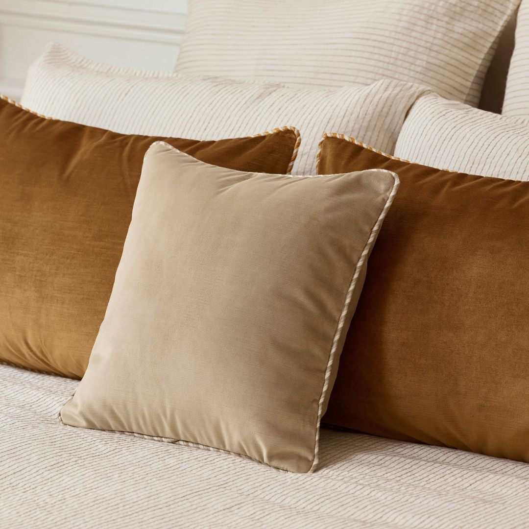 Housse de coussin Dalila beige chic 40x40