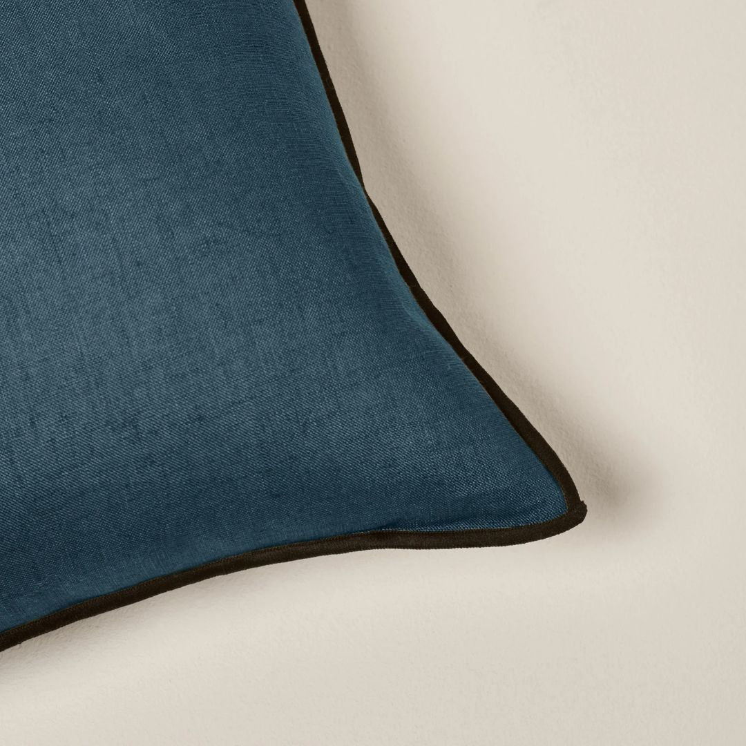 Housse de coussin Carlina pétrole et bourdon noir 40x40 cm
