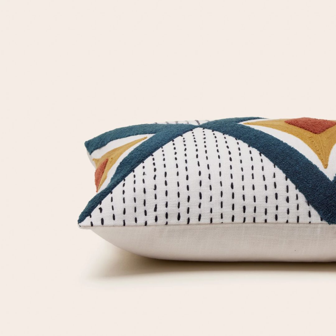 Housse de coussin Zayi ivoire et pétrole 28x47 cm