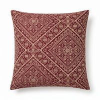 Coussin Beldi brodé grenat et écru, broderie marocaine de Fès à motifs losanges et rosaces, 45×45 cm — Nwidea Living