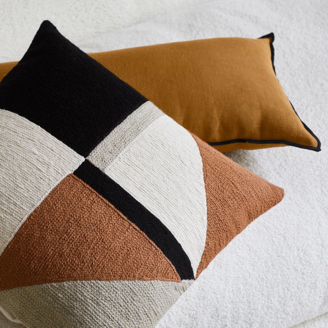 Housse de coussin Triago naturel et noir 40x40 cm